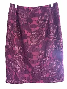Fenn Wright Manson Red Embroidered Sequin Pencil Skirt UK 12 Knee Length - Picture 1 of 7