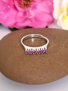 Wunderschöner Ring Silber 835, besetzt mit Rubinen, 17,2mm, verstellbar - Bild 1 von 3