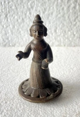 Antique Old Rare Bronze Fine Hand Carved Beautiful Lady Figurine Statue Decor - Image 1 of 4