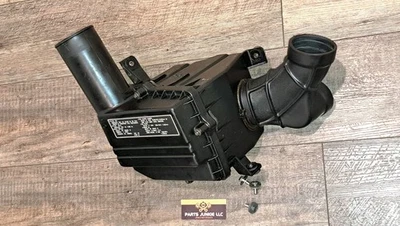 Caja de admisión de aire + pernos OEM USDM 88-91 Honda Civic Sedán HB CRX stock de fábrica Foto 1 de 4