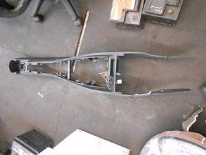SEAT IBIZA CUPRA V MK5 2014 CONSOLE CENTRALE PLASTICA GEAR STICK SURROUND 6J0863243 - Foto 1 di 6