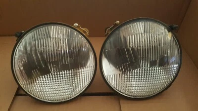 Alfa Romeo Alfetta GTV outer headlight beams (original Carello) Right Hand Drive - image 1 of 4