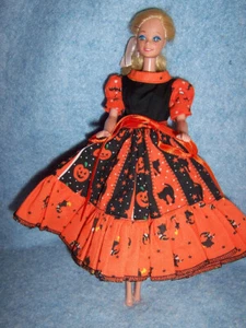 Barbie Doll Halloween Outfit, Dress & Cape, Hand fashioned - Picture 1 of 5
