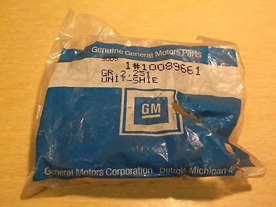 NEW NOS GM Chevy Spark Plug Wire Shield 10089661 *FREE SHIPPING* - Image 1 of 2
