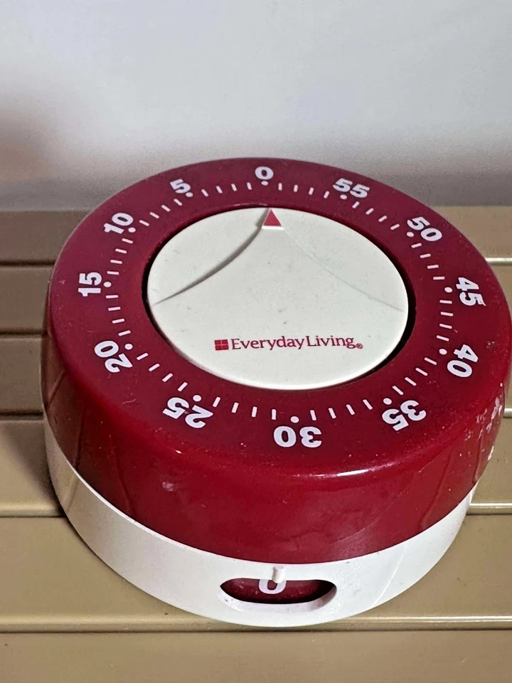 Everyday Living 1 Hour Kitchen Timer | Used Manual Cooking Timer | Pre-Owned - Image 1 of 2