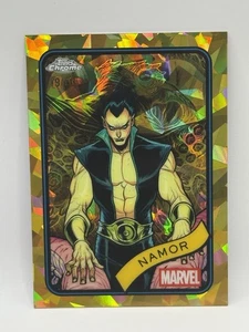2025 Topps Chrome Marvel Sapphire #12 Namor Gold /50 - Bild 1 von 2
