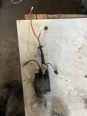 VW T5 2009 2.5 Tdi Air Con Radiator Fan Ecu And Loom - Image 1 of 4