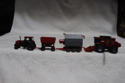 1/64 盒 IH 2594,CASE IH AXIL FLOW COMBINE,WAGON & GRAIN DRYER — 第 1/4 张图片