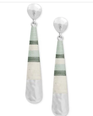 Pendientes colgantes envolventes de hilo Ombre crema verde tono plateado marca Lucky E1 $35 Foto 1 de 4