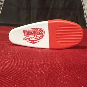 CLEARWATER THRESHERS MiLB Minor League Baseball Logo Paper CHIP CLIP Magnet - Picture 1 of 2
