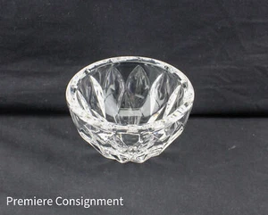 Vintage Kosta Crystal Nut Bowl or Open Candy Dish 4.5" Dia - Picture 1 of 7