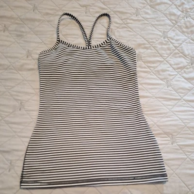 Camisa Lululemon Mujer 4 Negra Power Y Tanque Sujetador Incorporado Gimnasio Yoga Entrenamiento Informal Foto 1 de 4