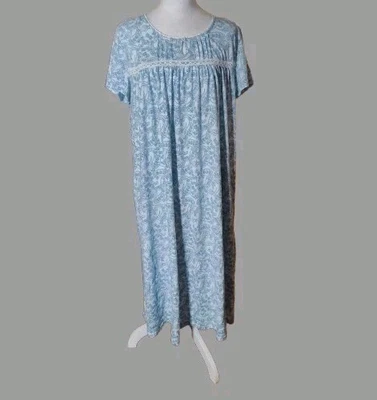 Camisón Croft and Barrow Manga Corta Talla L Borde de Encaje Floral Grandmacore Foto 1 de 4