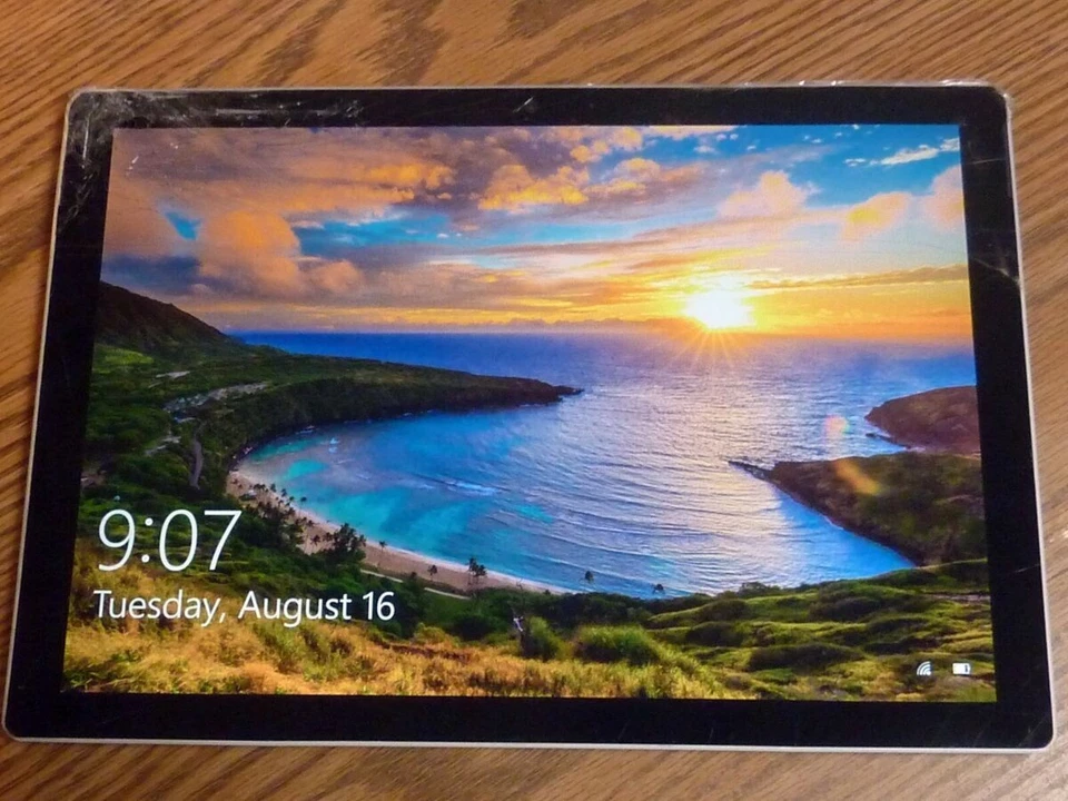 Microsoft Surface Pro 1724 (FAULTY), Intel Core i5, NO SSD, NO RAM - Image 1 of 1