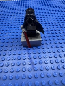 Lego Star Wars Light Up Darth Vader - Picture 1 of 3
