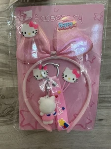 Hello Kitty Girls Accessory Set With Headband, Hair Clips, & Keychain Free Ship - Picture 1 of 2