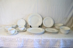 MARTHA STEWART MSE WHITE ACORN 20 Piece Set 5 Piece Place Setting Service for 4 - Picture 1 of 17