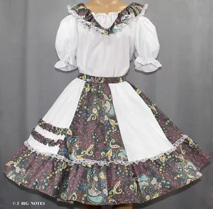 NWT WHITE, PINK, TURQOISE, GREEN PAISLY FLOWERS SQUARE - Bild 1 von 1