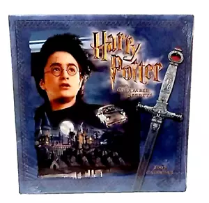Calendario da parete Harry Potter Camera dei Segreti 2003 con 18 adesivi vintage nuovo - Foto 1 di 4