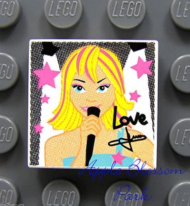 NEU LEGO 2x2 weiß FLACHE FLIESE rosa Pop Star Friends Minifiguren Foto Mikrofon Mikro - Bild 1 von 3