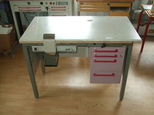 Kavo Einzel-Arbeitsplatz/Arbeitstisch mit Absaugung & Absaugmaul Nr.398 - Bild 1 von 1