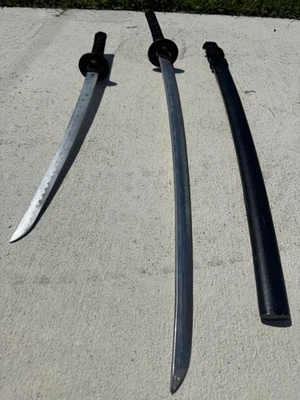 Samurai Swords - 29in and 19in (blades) - Imagem 1 de 4