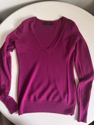 Suéter The Limited Rojo Sólido Cuello en V Talla XS Lana Merino, Top Acrílico Foto 1 de 4