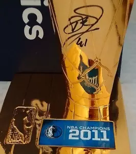 DIRK NOWITZKI Autographed Signed NBA Basketball TROPHY Fanatic Mavericks JSA HOF - Picture 1 of 3