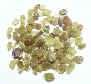 Lote de piedras preciosas sueltas de peridoto natural áspero de 111,00 quilates con regalo gratis - Imagen 1 de 5