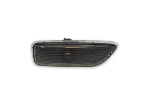Replacement Right Side Marker Light For 01-08 Volvo S60 / 04-07 S60R / 99-06 S80 - Picture 1 of 3