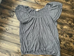 Claudia Richard Top Sz Large Top Stretchy Ruffled Flutter Sleeves Design Gray - Picture 1 of 4