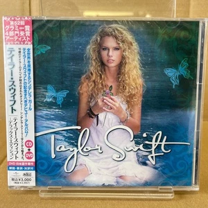 TAYLOR SWIFT DELUXE LIMITED EDITION CD+DVD Debut Album / Universal Music - Picture 1 of 4