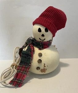 Muñeco de nieve pintado a mano calabaza ligera Navidad arte popular Cottagecore NECESITA TLC de colección - Imagen 1 de 12