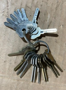 Vintage 20 Blank Ford Keys - Picture 1 of 8