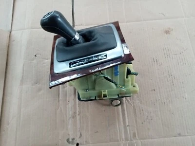08-14 Mercedes W204 C300 C350 4Matic Selector/cambio de engranajes de piso OEM 2042675724 Foto 1 de 4