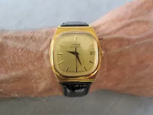 Vintage Timex Viscount Automatic Barrel Shaped Case Watch 34mm - Picture 1 of 11
