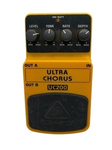 Behringer UC200 ULTRA CHORUS Gitarren-Effektpedal gebraucht getestet funktioniert - Bild 1 von 6