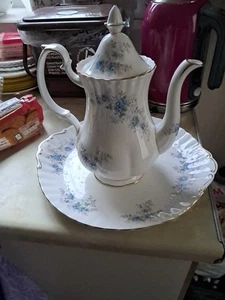 royal Albert Blue Blossom Large Coffee Pot - Picture 1 of 8