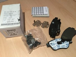 BNIB Genuine VAUXHALL ADAM Front Brake Pads 14" Wheels 95513810 - Picture 1 of 6