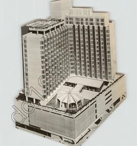 Foto de prensa de planta arquitectónica recortada de edificio de gran altura impresa años 60 - Imagen 1 de 2