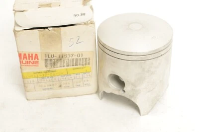 Pistón original Yamaha 3rd O/S +0,75 mm YZ250 1985-87 | 1LU-11637-01-00 Foto 1 de 2