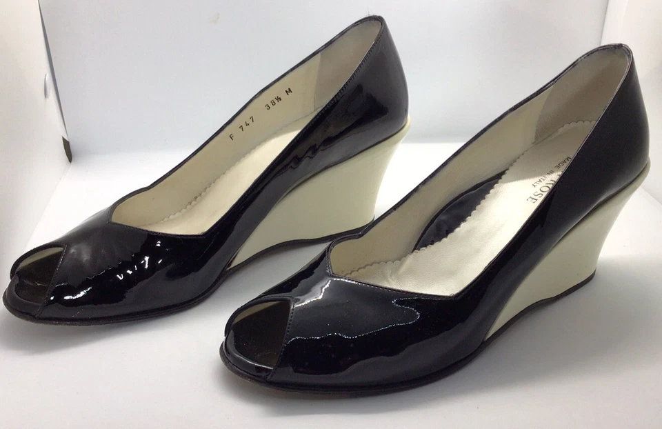 CUÑAS PEEPTOE TARYN ROSE DAELYN CHAROL MARFIL NEGRO 38,5 Talla 8 EE. UU. CON CAJA Foto 1 de 4