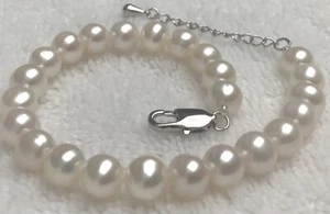White Pearl bracelet with Lobster Claw Clasp - Picture 1 of 7