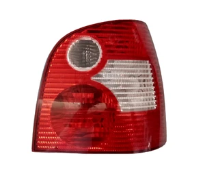Fanale Stop Posteriore Volkswagen Polo 9N DX Destro 2001   2005 - Foto 1 di 3