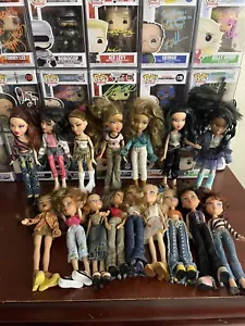 LOT OF 16 MGA Bratz Dolls All From 2001 With Outfits And Shoes - Picture 1 of 9