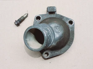 BMW E28 / E30 / E34 M20 PETROL ENGINE THERMOSTAT COVER  1265058 - Picture 1 of 10
