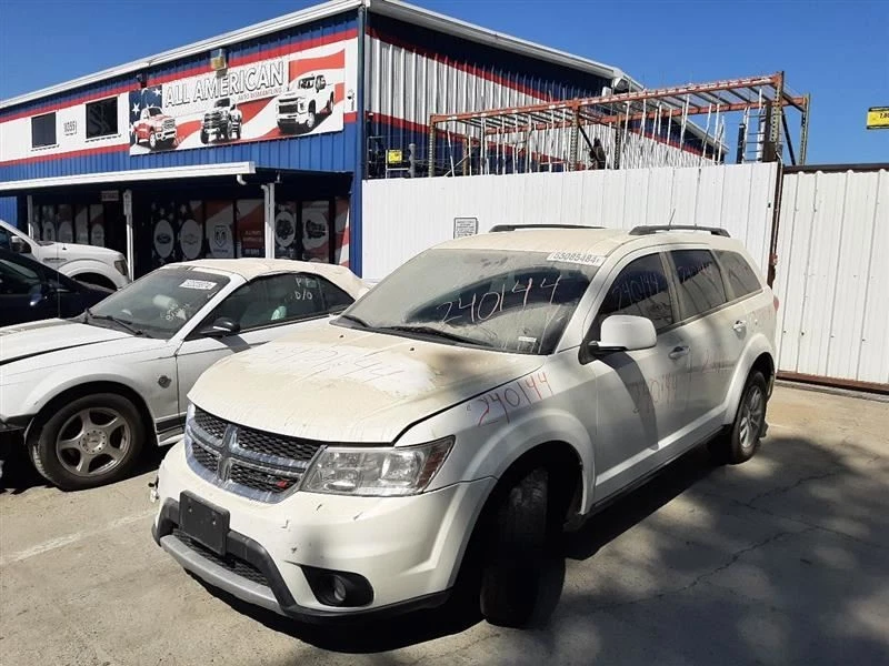 2009 - 2019 年道奇 JOURNEY 后轴差速器托架 4WD 原始设备制造商 ID 5157002AD — 第 1/4 张图片