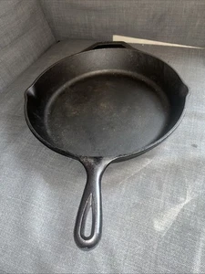 Vintage LODGE USA 10SK 12" Cast Iron Skillet Pans w/ Assist Handles - Picture 1 of 2