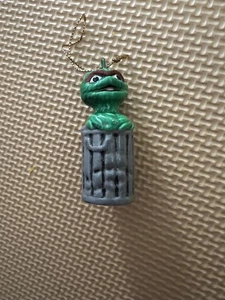 Vintage 70er Jahre Muppets Sesamstraße Oscar The Grouch Ornament - Bild 1 von 1