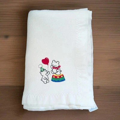 VTG Carters Bear Heart Balloon Embroidered White Thermal Baby Blanket Satin Trim - Image 1 of 4